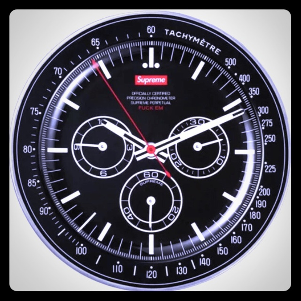 NiB SUPREME WATCH PLATE iN HAND SOLD OUT!